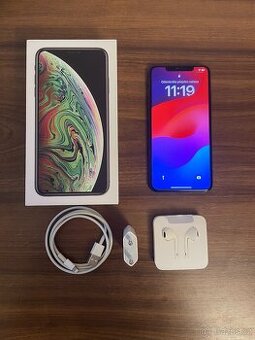 iPhone XS Max (256gb, baterie: 76%)