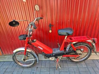 Babetta 207 s kartičkou, s chromovými blatníky, vývozní 2.