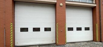 sekční vrata 3000x3250mm průmyslová s pohonem