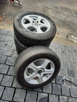 Zimni sada alu kola 5x114,3 R16 s pneu nokian 215/60/16