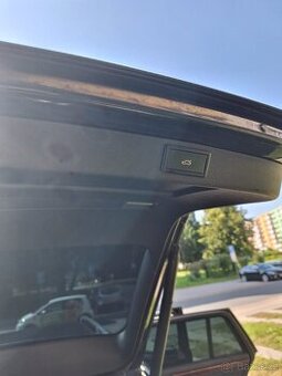Elektr.tlumice otevirani zadniho kufru Škoda Superb 2