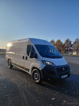 Půjčte si prostornou dodávku Fiat Ducato L4H2