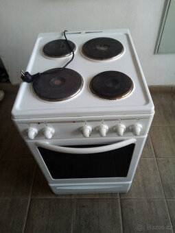 ELEKTRICKÝ SPORÁK 220/380V