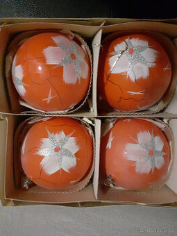 starožitné vánoční ozdoby  baňky 4 ks
