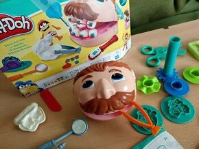 Modelína set Hasbro Play-Doh Zubař + mnoho nástrojů