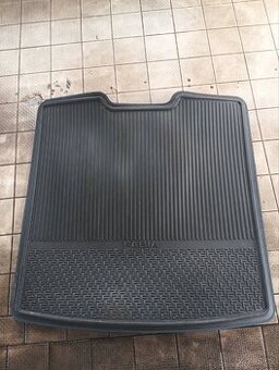 Oboustranný koberec kufru Škoda Fabia III