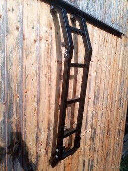 Žebřík Suzuki Jimny