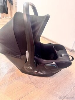 Autosedačka Britax Römer Baby-Safe Core Space Black