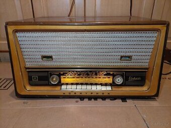 Staré rádio Hornyphon virtuoso