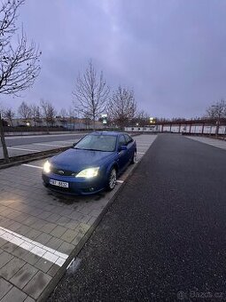 Ford Mondeo ST220
