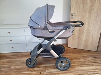 Kočárek Stokke