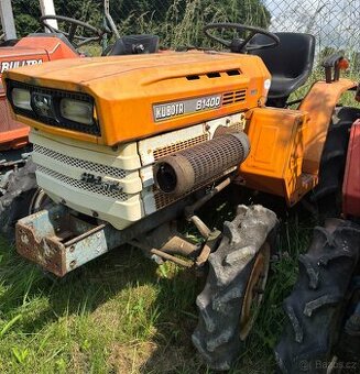 TRAKTOR KUBOTA - 1