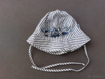 Letní klobouček vel. 44