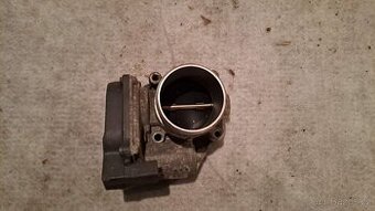 Škrtící klapka superb 2