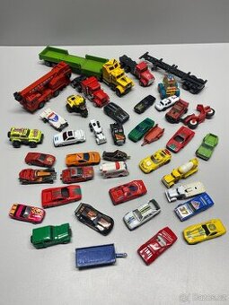 hračky staré hračky autíčka retro autíčka angličák