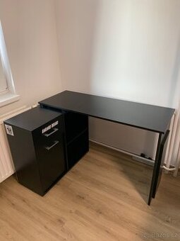 Rohový psací stůl - cena dohodou