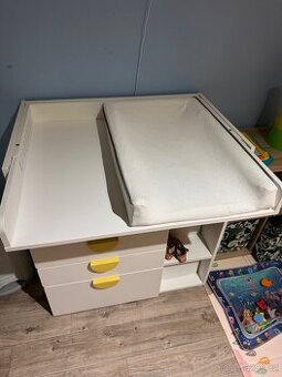 Přebalovací stůl - IKEA - SMÅSTAD