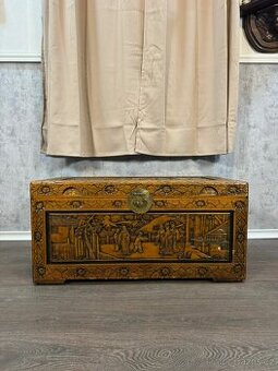 Orientální vyřezávaná truhla (142030)