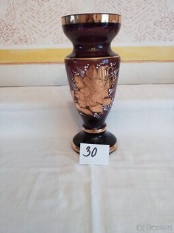č.30 Starožitná váza