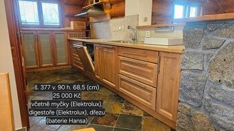 Masivní borovicový nábytek