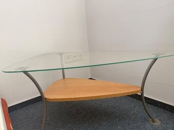 Prodám  konferenční stolek