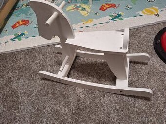 Dreveny houpací koník Woody