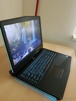 Dell Alienware 17 R5 | i7-8750H | GTX 1070 8GB | 16GB RAM |