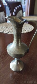 Starožitné mosazné nadoby