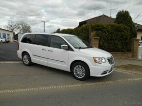 Chrysler Town Country 3,6 Limited DVD Xenony SFT PCKG 2015