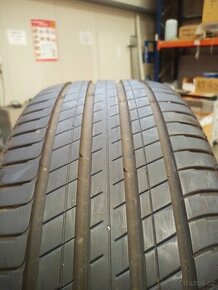 Michelin 255/45 R20