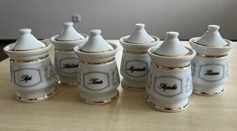 Kořenky porcelánové