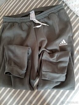 Prodám tepláky Adidas