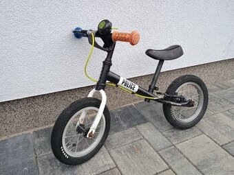 Odrážedlo Yedoo police
