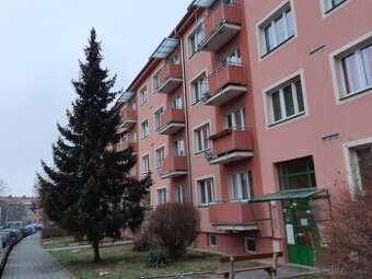 Zrekonstruovaný 1kk kousek od centra Teplic, Svojsíkova