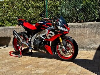 Aprilia Tuono V4 Factory 2022 - 1