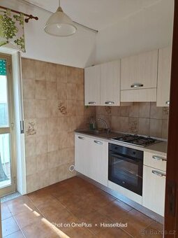 Prodej bytu 3+1, 80 m2, terasa, Oliveri, Sicílie