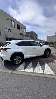 Lexus NX 300