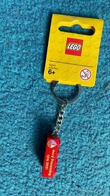 LEGO Přívěsek klíčenka červená Nový processing tým 2021 Nové - 1