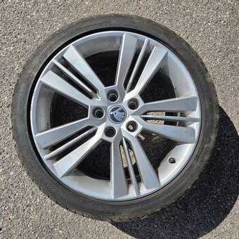 Alu kola Škoda Octavia 3 18" 5x112, Fulda 225/40R18