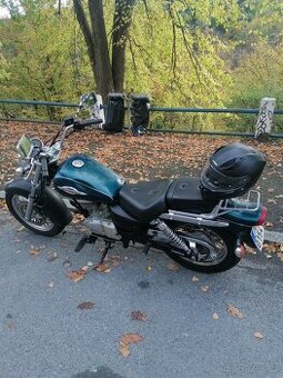 Suzuki gz 125 - 1