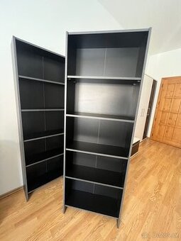 Knihovny IKEA