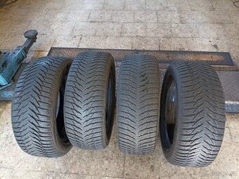 Celoroční pneu 205/55 R16 - 1