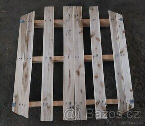 Dřevěná paleta z exotického dřeva