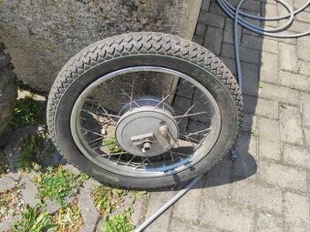 Kolo kola Jawa 250.