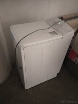 Pračka Whirlpool