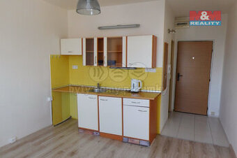 Pronájem bytu 1+1, 35 m², Louny, ul. Petra Obrovce