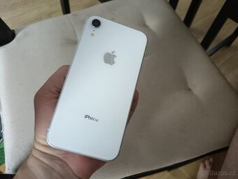 Apple iPhone XR na díly