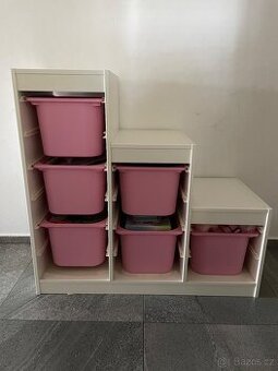 Úložná sestava s krabicemi