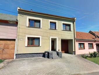 Rodinný dům Uherský Brod – Těšov