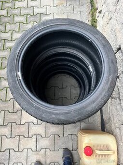 225/45/17 ZIMA